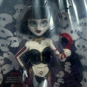 Bleeding Edge Begoths Series 4 Cyberella DNile 7in Figure Black Goth Collectible